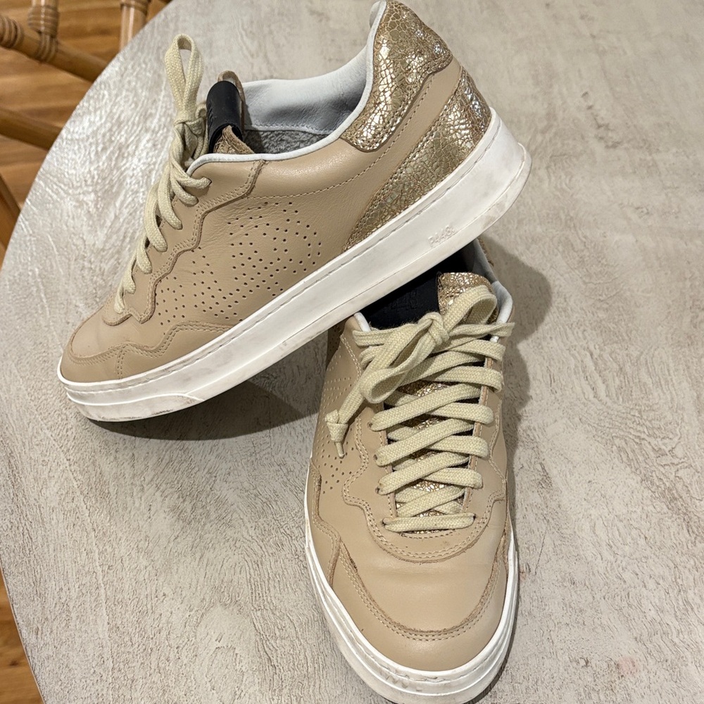 P448 Cream and Gold Sneakers